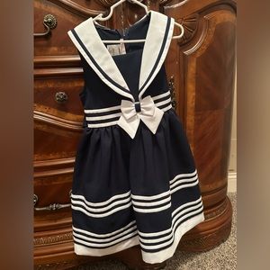Girls dress